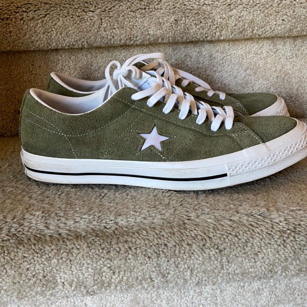 Converse one star green suede like new!